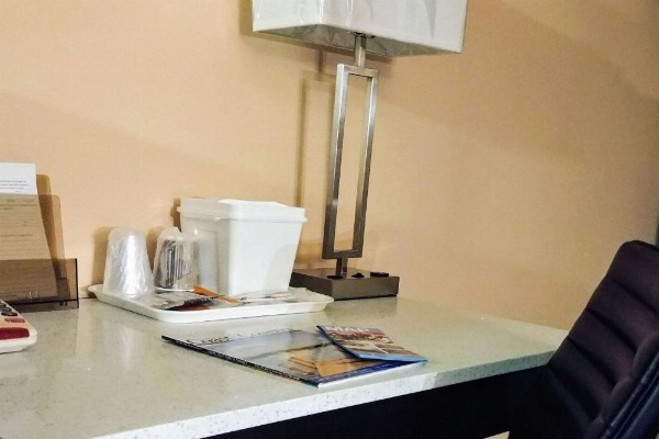 Econo Lodge Milldale-Southington image 30